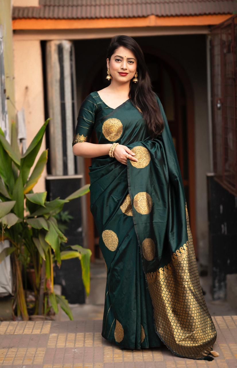 Murmurous Dark Green Soft Silk Saree With Mesmeric Blouse Piece