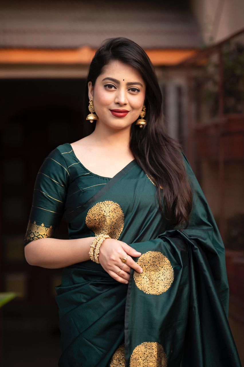 Murmurous Dark Green Soft Silk Saree With Mesmeric Blouse Piece