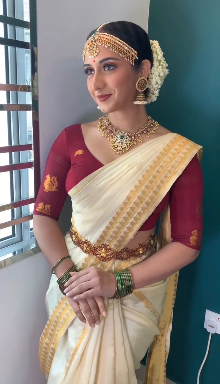 Extraordinary Off White Soft Silk Saree With Phenomenal Blouse Piece