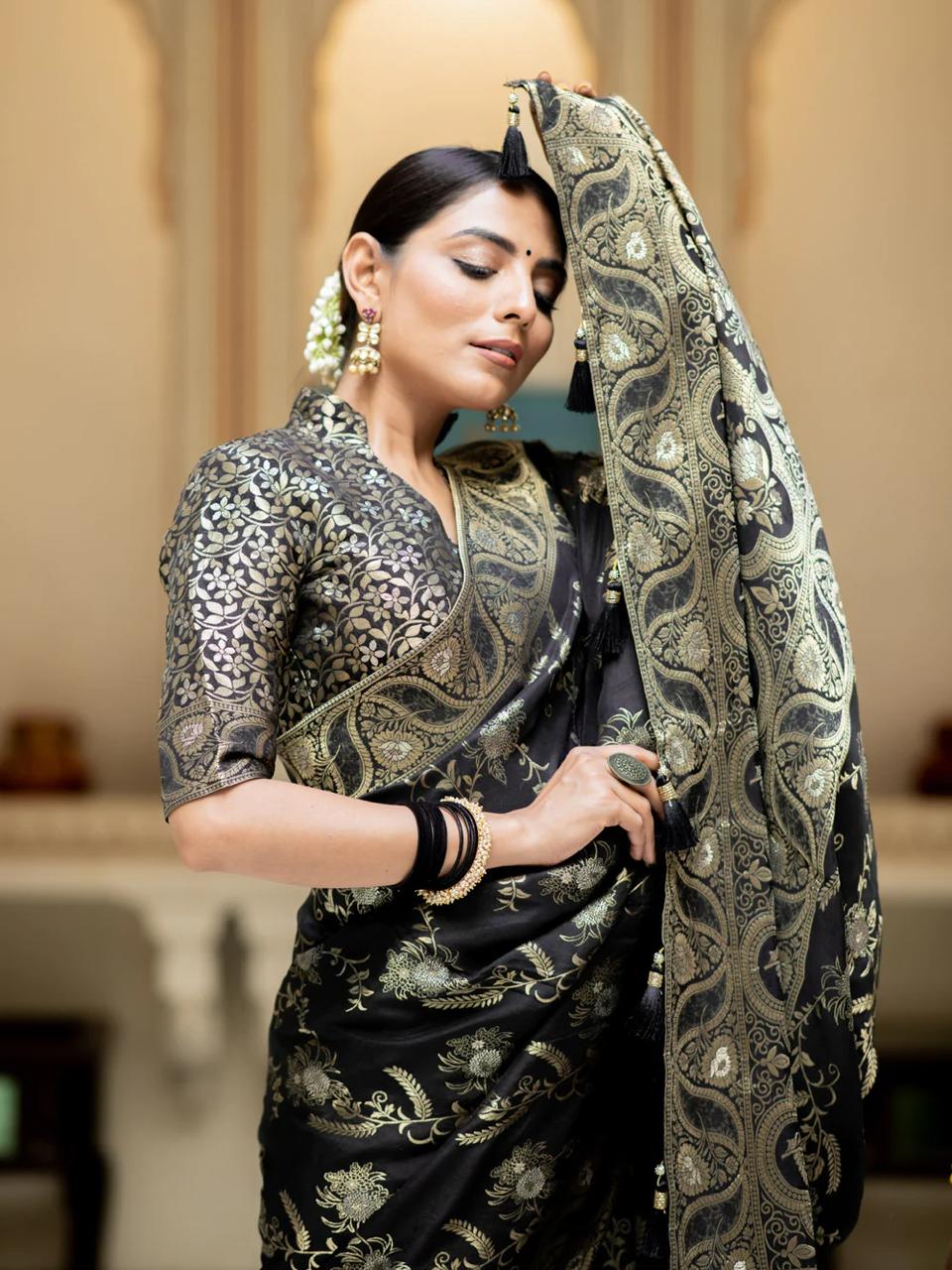 Mellifluous Black Soft Silk Saree With Angelic Blouse Piece
