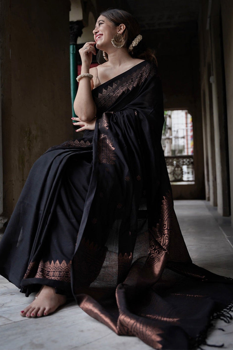 Precious Black Soft Silk Saree With Staring Blouse Piece
