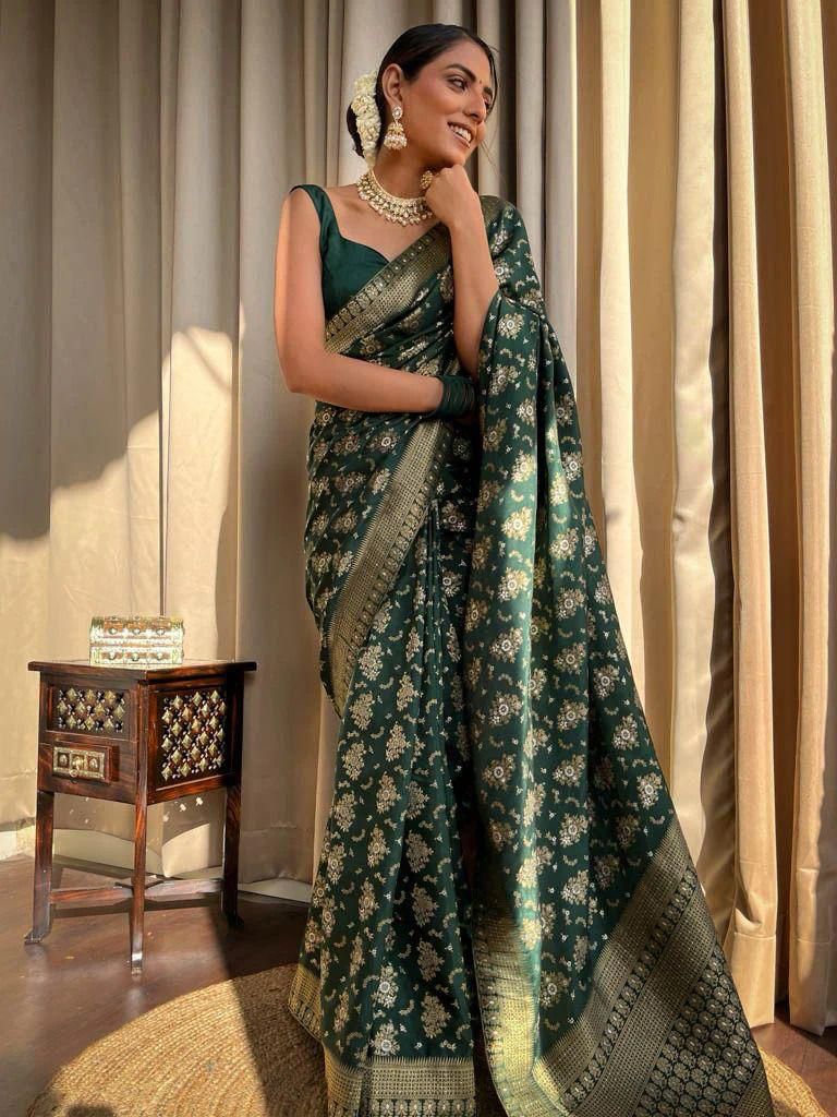 Whimsical Dark Green Soft Silk Saree With Winsome Blouse Piece