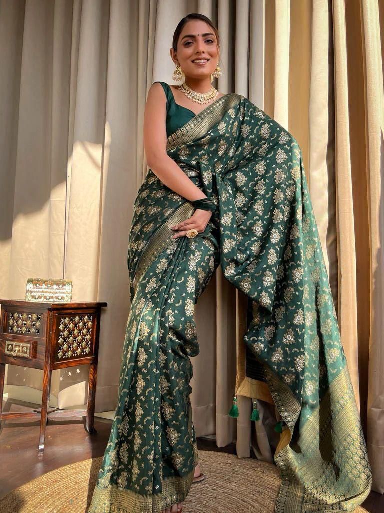 Whimsical Dark Green Soft Silk Saree With Winsome Blouse Piece