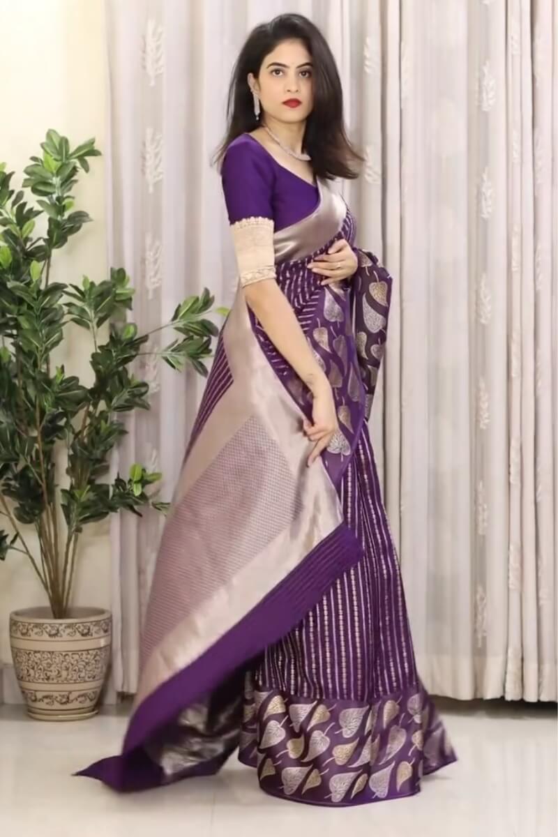 Magnificat Purple Soft Silk Saree With Snappy Blouse Piece
