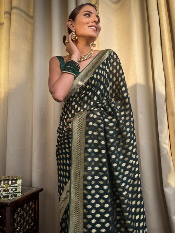 Tremendous Dark Green Soft Banarasi Silk Saree With Flaunt Blouse