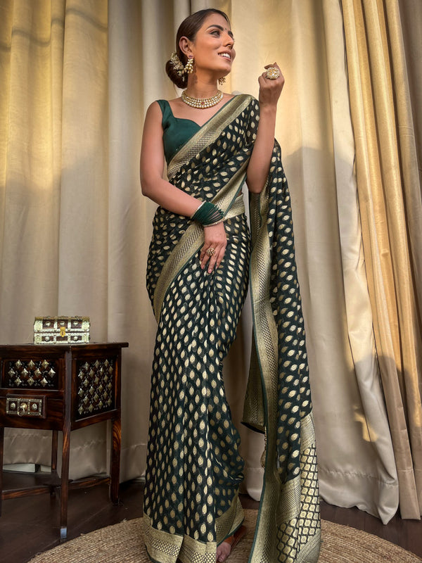 Tremendous Dark Green Soft Banarasi Silk Saree With Flaunt Blouse