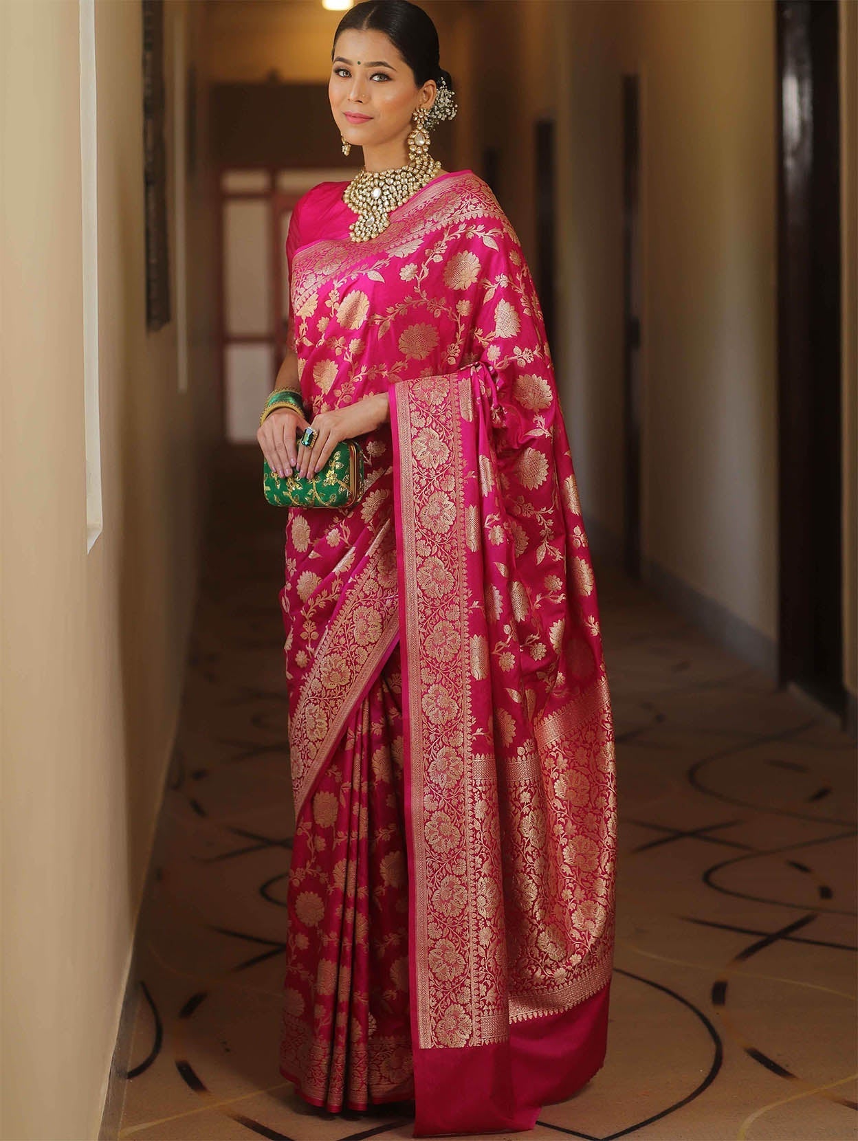 Tempting Dark Pink Soft Silk Saree With Denouement Blouse Piece