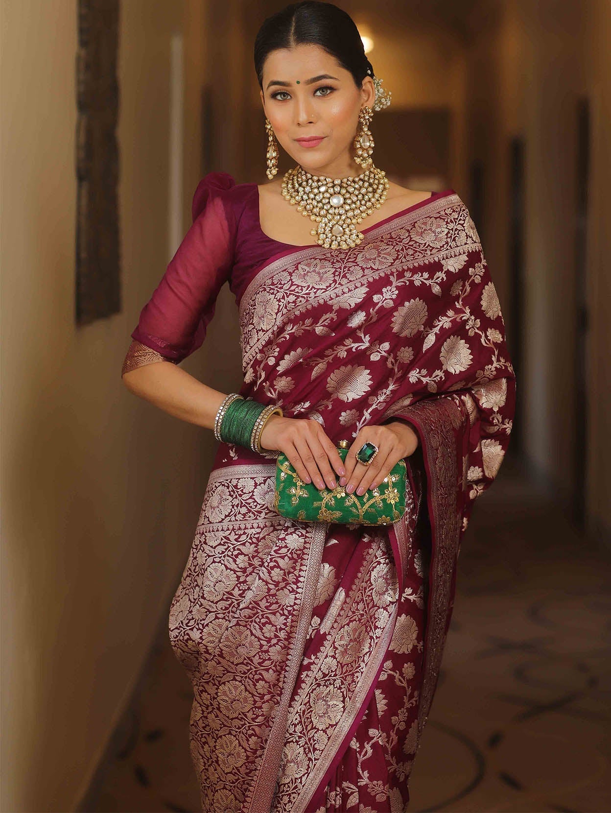 Luxuriant Wine Soft Silk Saree With Ravishing Blouse Piece