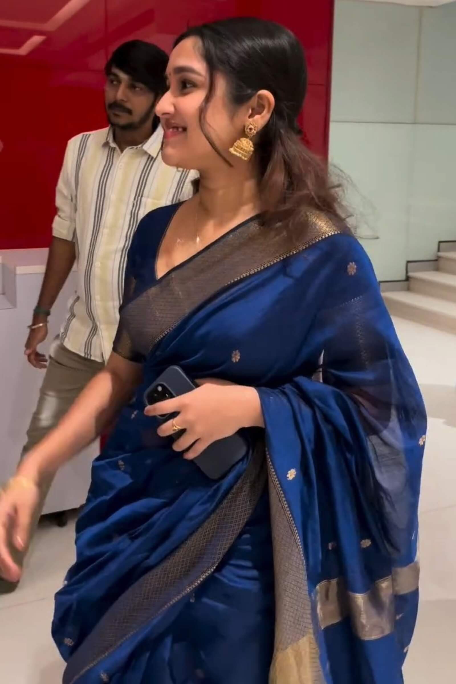 Cloud Burst Blue Maheshawari Cotton Silk Saree