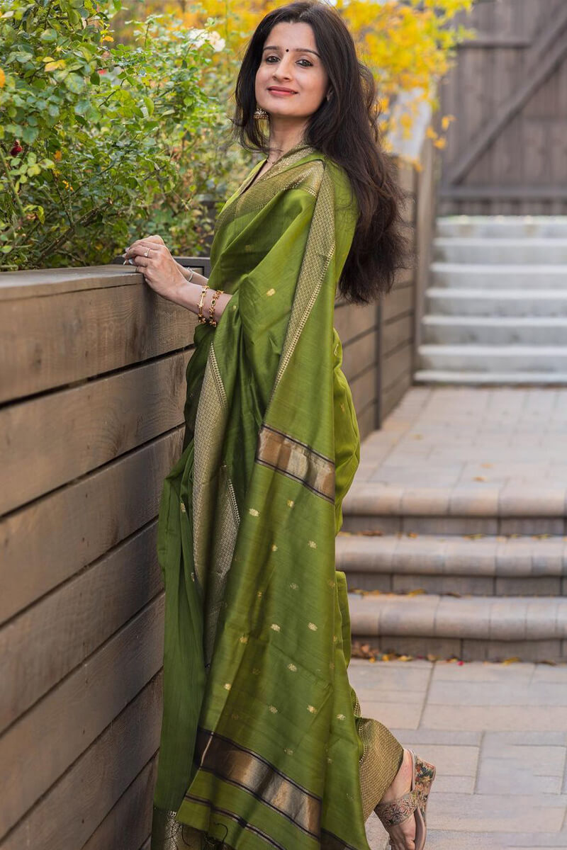 Pesto Green Maheshawari Cotton Silk Saree