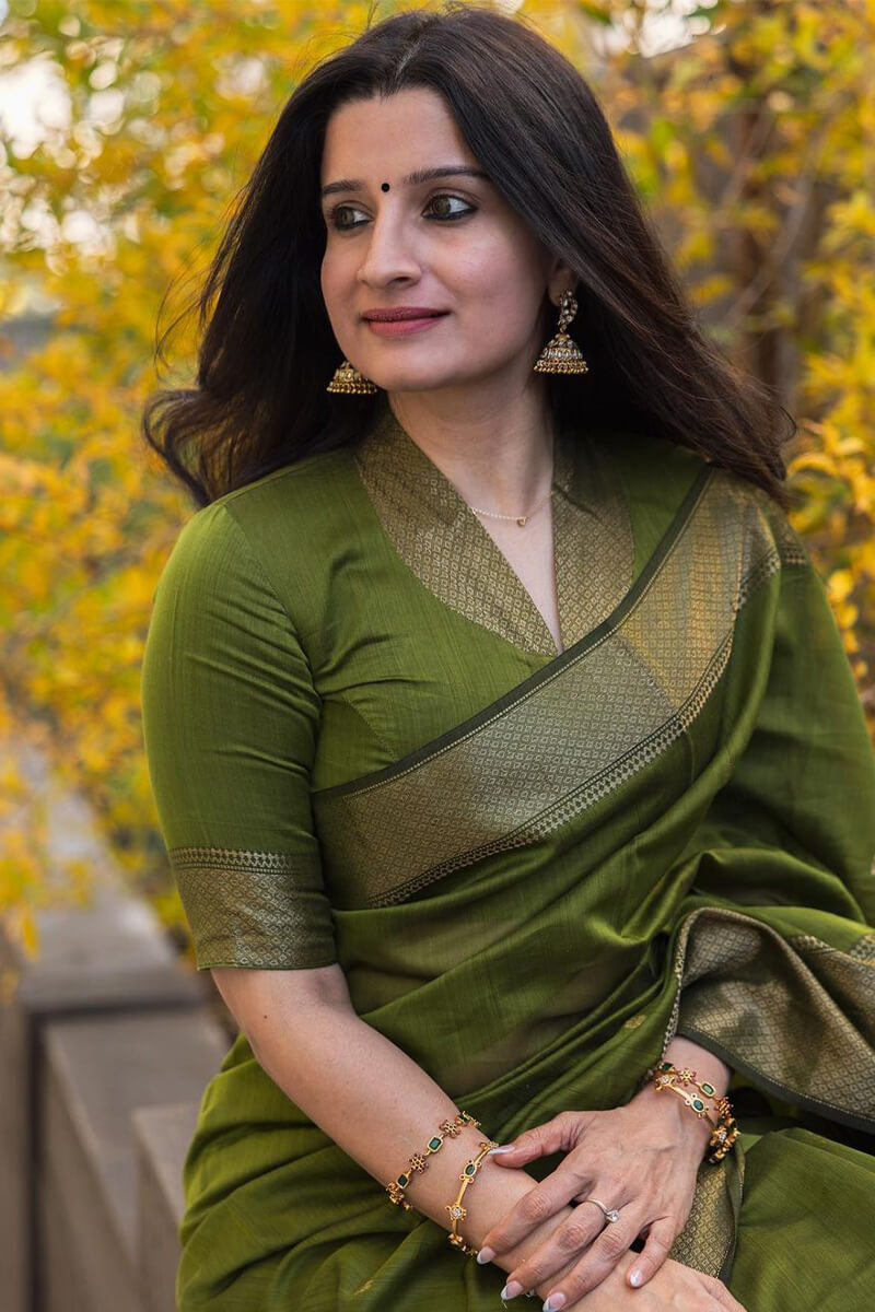 Pesto Green Maheshawari Cotton Silk Saree