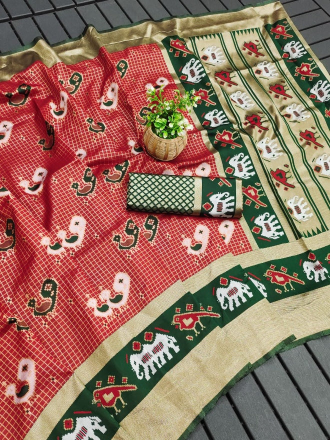 Mesmeric Red Soft Silk Saree With Hypnotic Blouse Piece