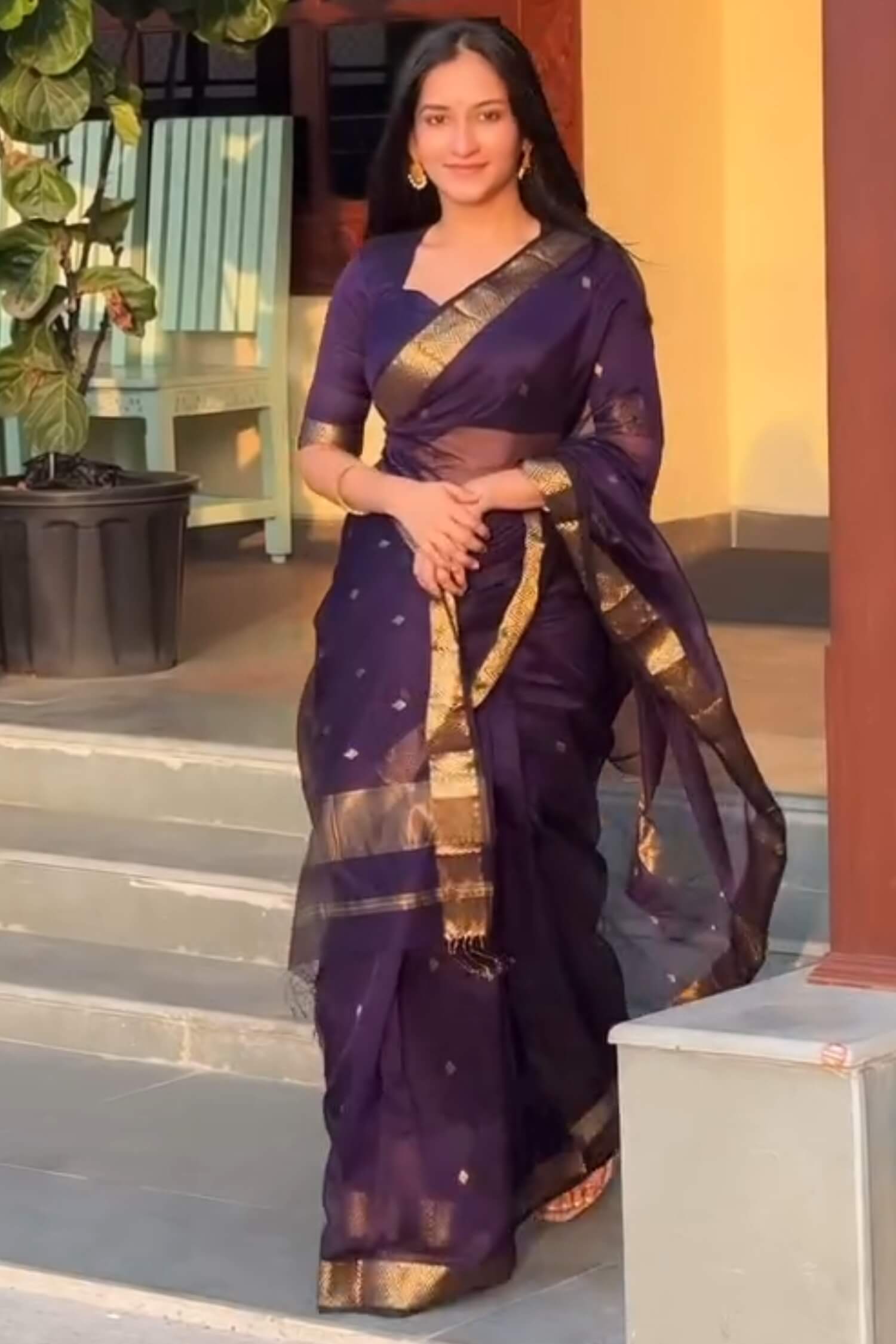 Eloquence Purple Cotton Silk Saree With Devastating Blouse Piece