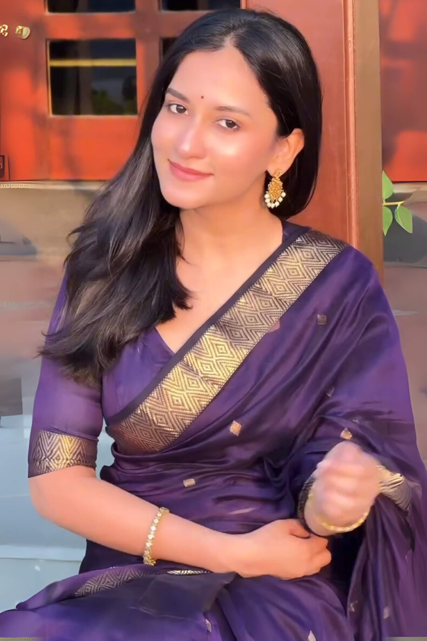 Eloquence Purple Cotton Silk Saree With Devastating Blouse Piece