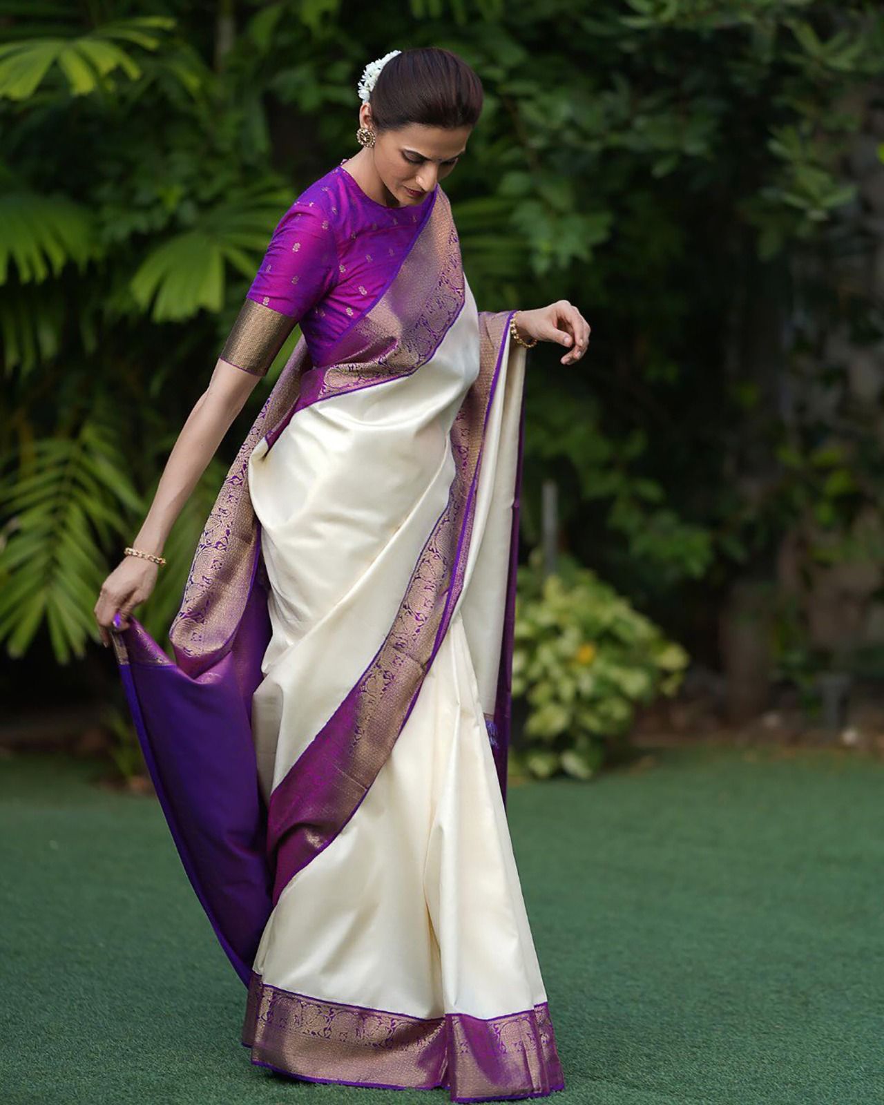 Majesty Beige Soft Silk Saree With Devastating Blouse Piece