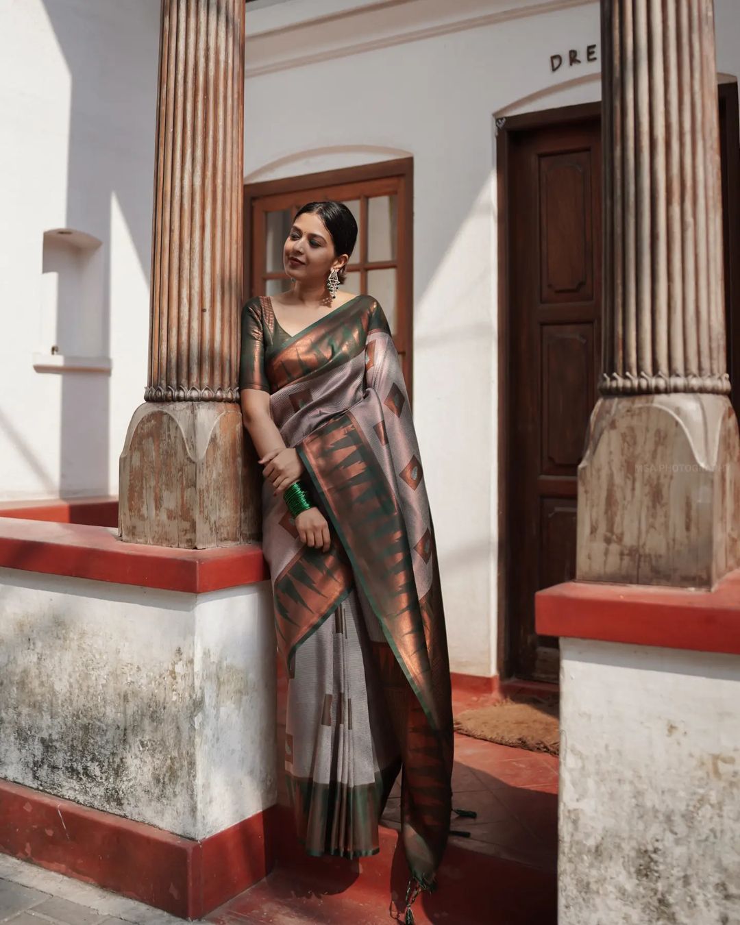 Symmetrical Grey Soft Silk Saree With Panoply Blouse Piece