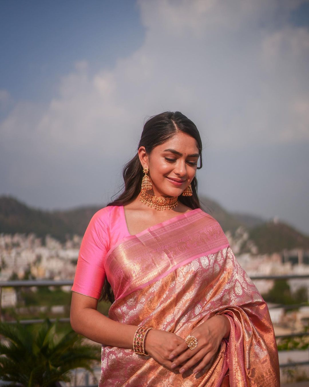 Confounding Pink Soft Banarasi Silk Saree With Impressive Blouse Piece