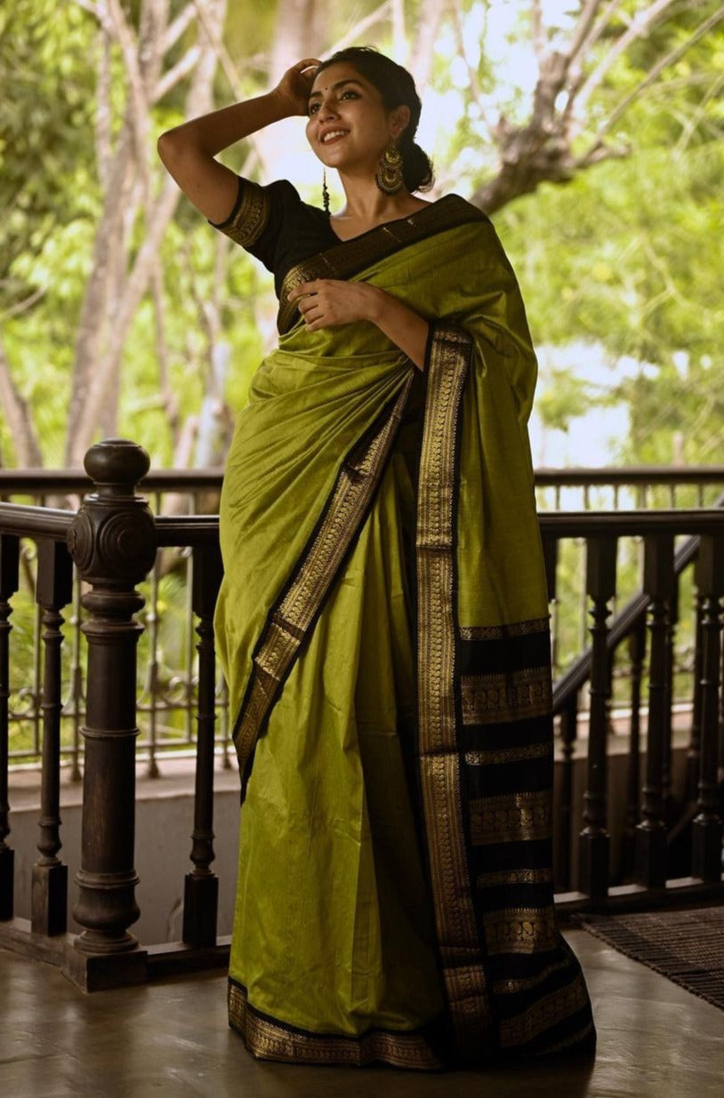 Woebegone Mehndi Soft Banarasi Silk Saree With Unequalled Blouse Piece