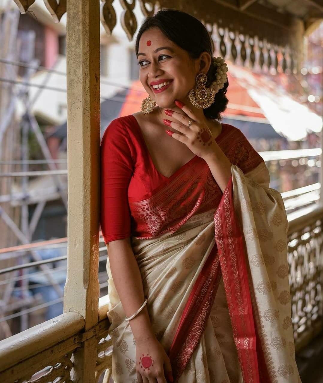 Nectarous Beige Soft Banarasi Silk Saree With Bucolic Blouse Piece