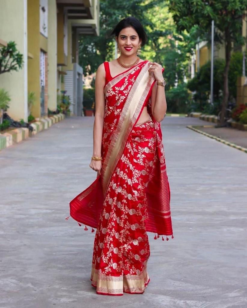 Fancifull Red Soft Banarasi Silk Saree With Seraglio Blouse Piece