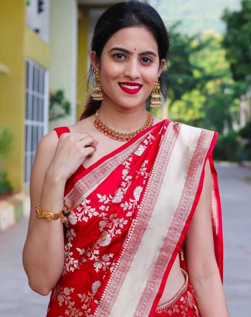 Fancifull Red Soft Banarasi Silk Saree With Seraglio Blouse Piece