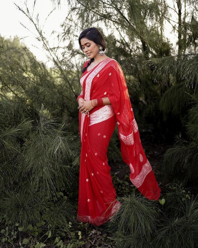 Cornell Red Maheshawari Cotton Silk Saree