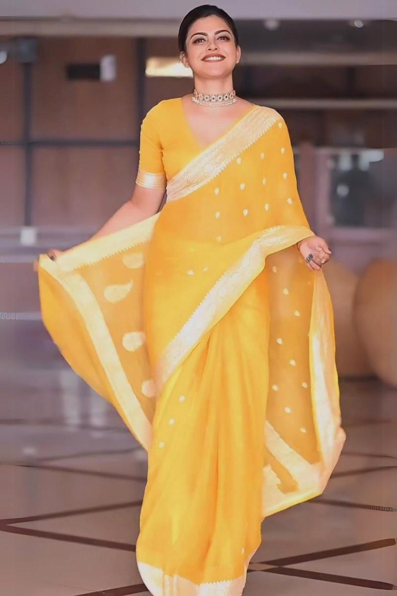 Arylide Yellow White Maheshawari Cotton Silk Saree