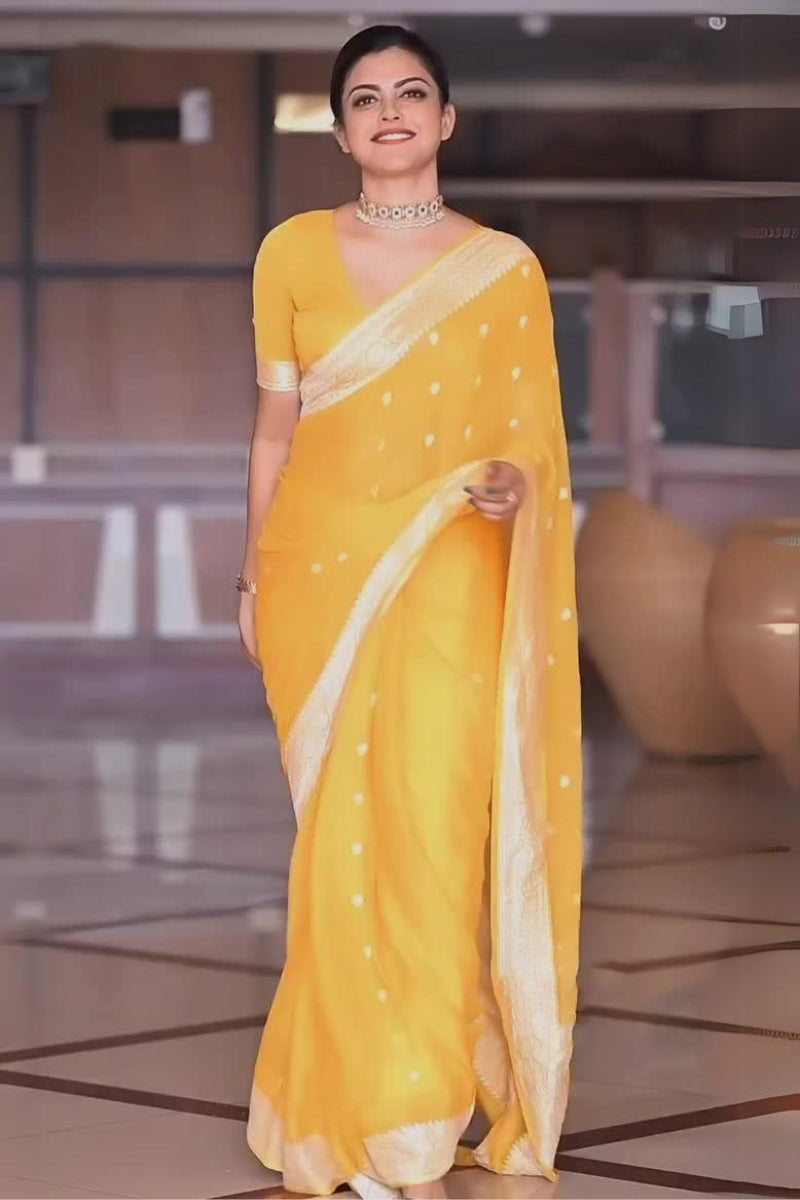 Arylide Yellow White Maheshawari Cotton Silk Saree