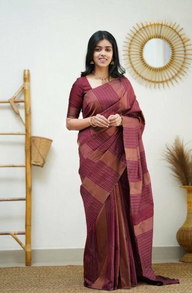 Gossamer Maroon Soft Silk Saree With Luxuriant Blouse Piece