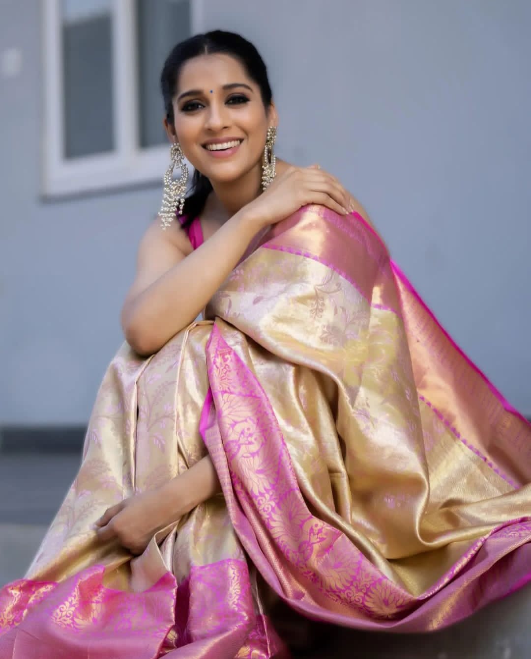 Artistic Beige Soft Silk Saree With Staggering Blouse Piece