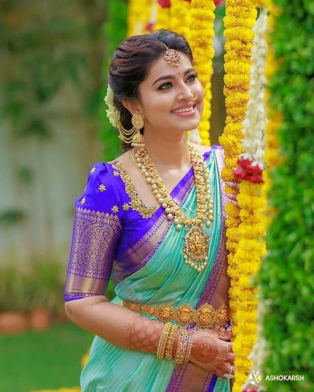 Fragrant Firozi Soft Silk Saree With Snappy Blouse Piece