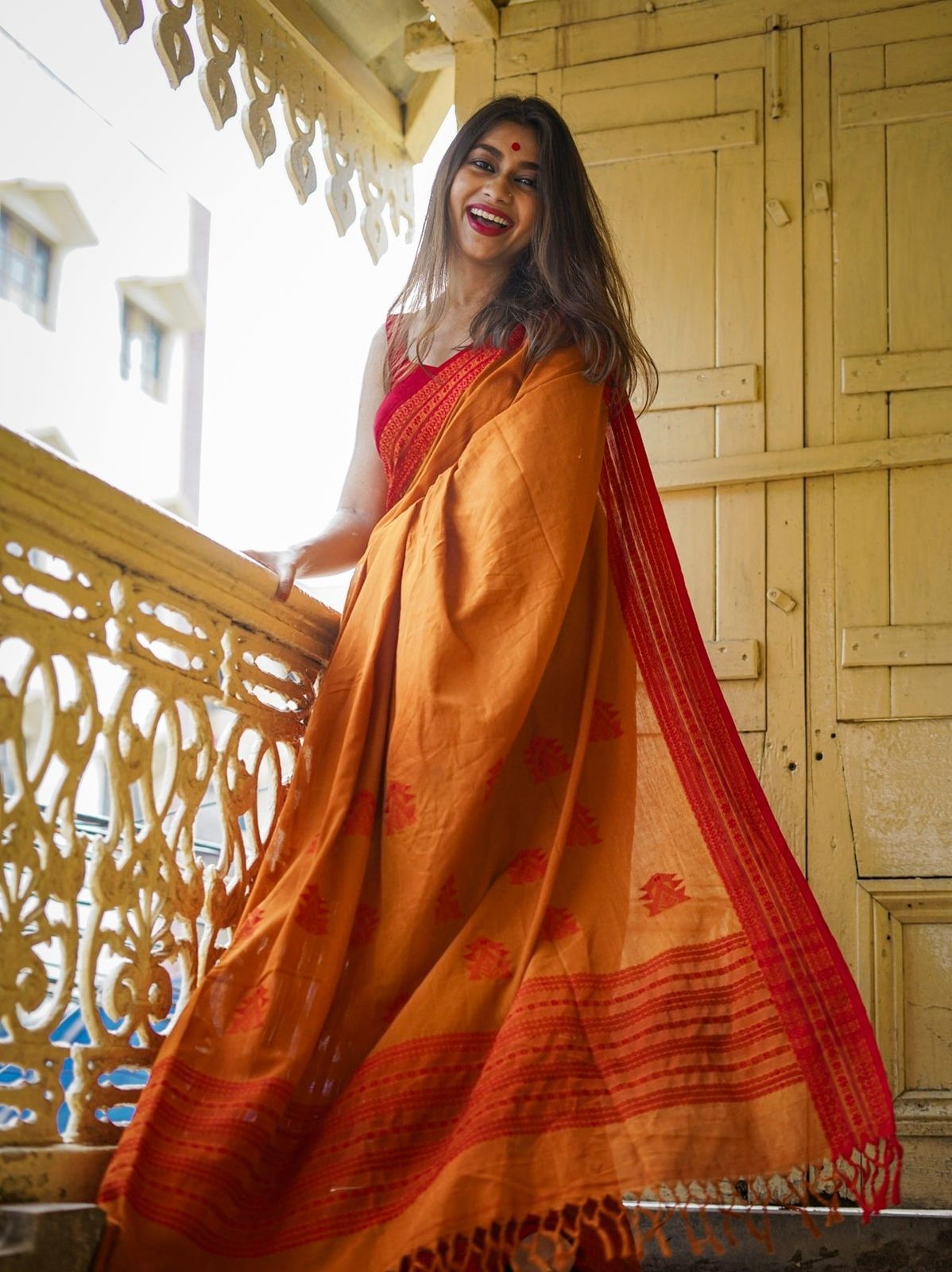 Fox Yellow Maheshawari Cotton Silk Saree