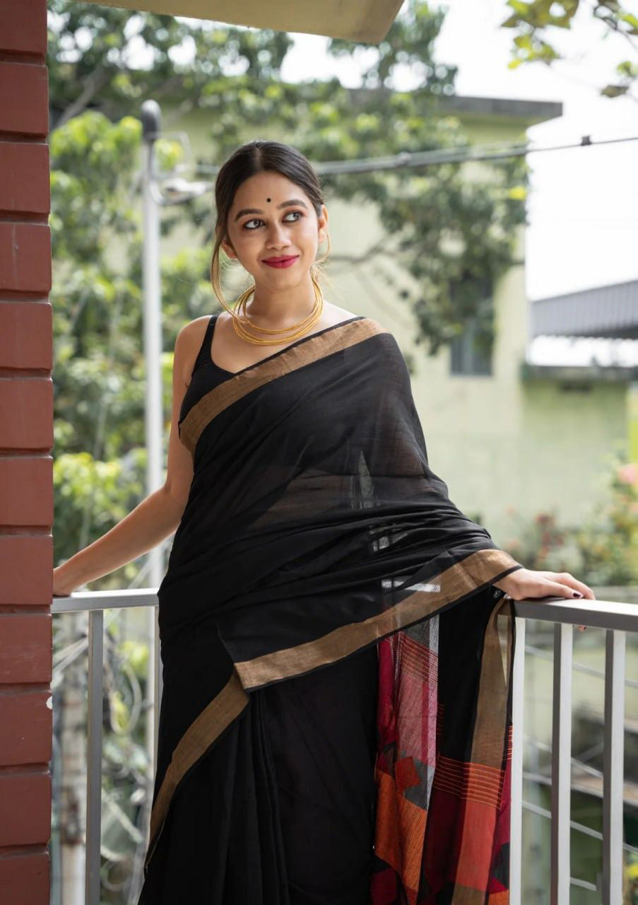 Quill Black Maheshawari Cotton Silk Saree