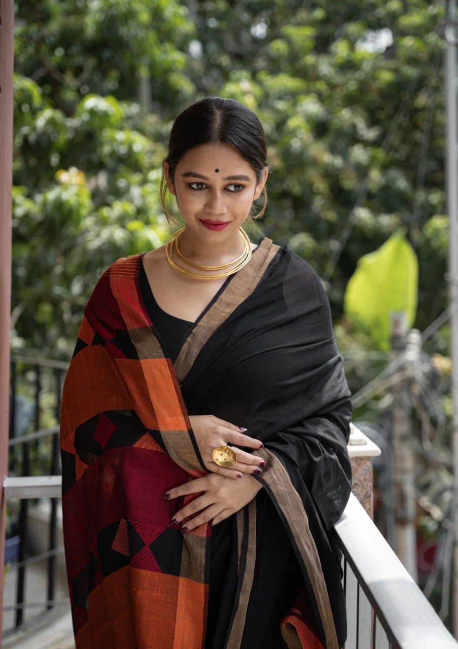 Quill Black Maheshawari Cotton Silk Saree