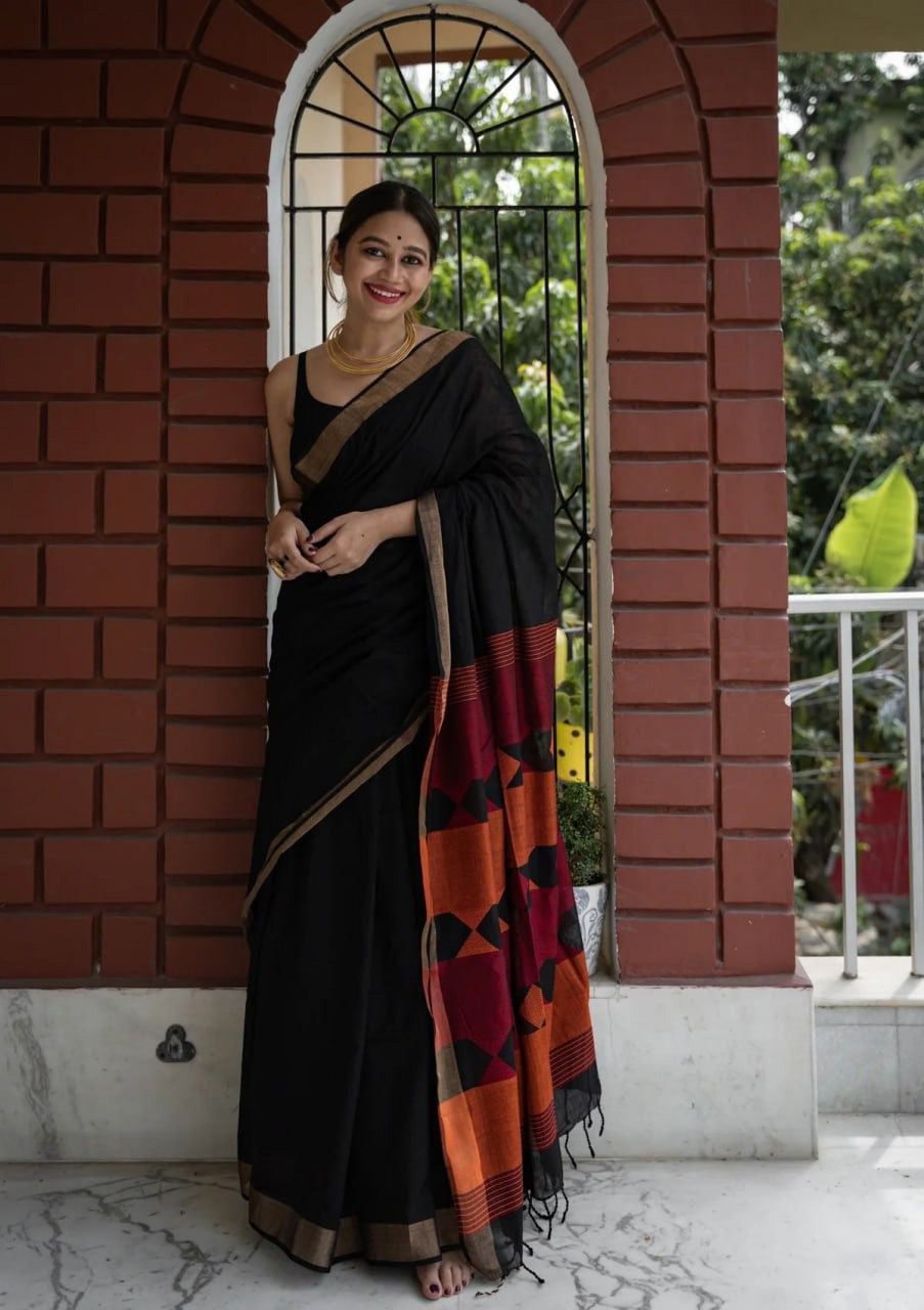 Quill Black Maheshawari Cotton Silk Saree