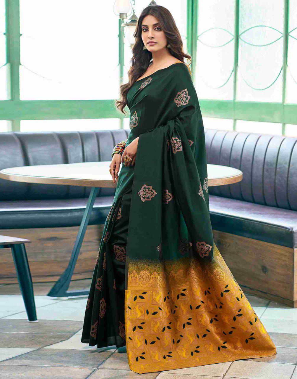 Skinny Dark Green Soft Silk Saree With Gratifying Blouse Piece