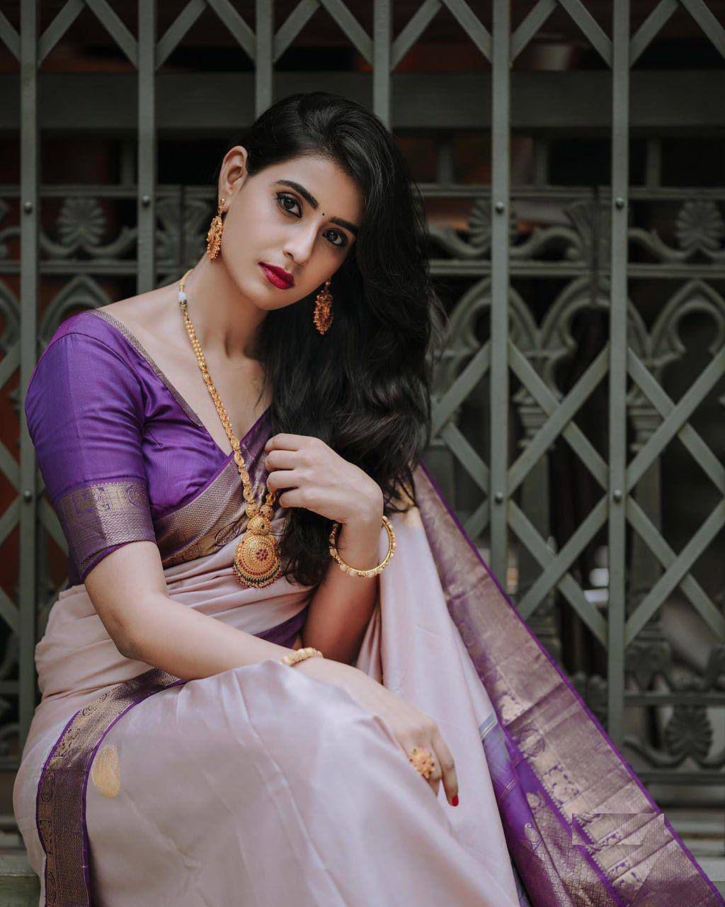 Opulent Peach Soft Silk Saree With Piquant Blouse Piece