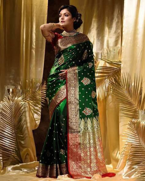 Proficient Dark Green Soft Silk Saree With Transcendent Blouse Piece