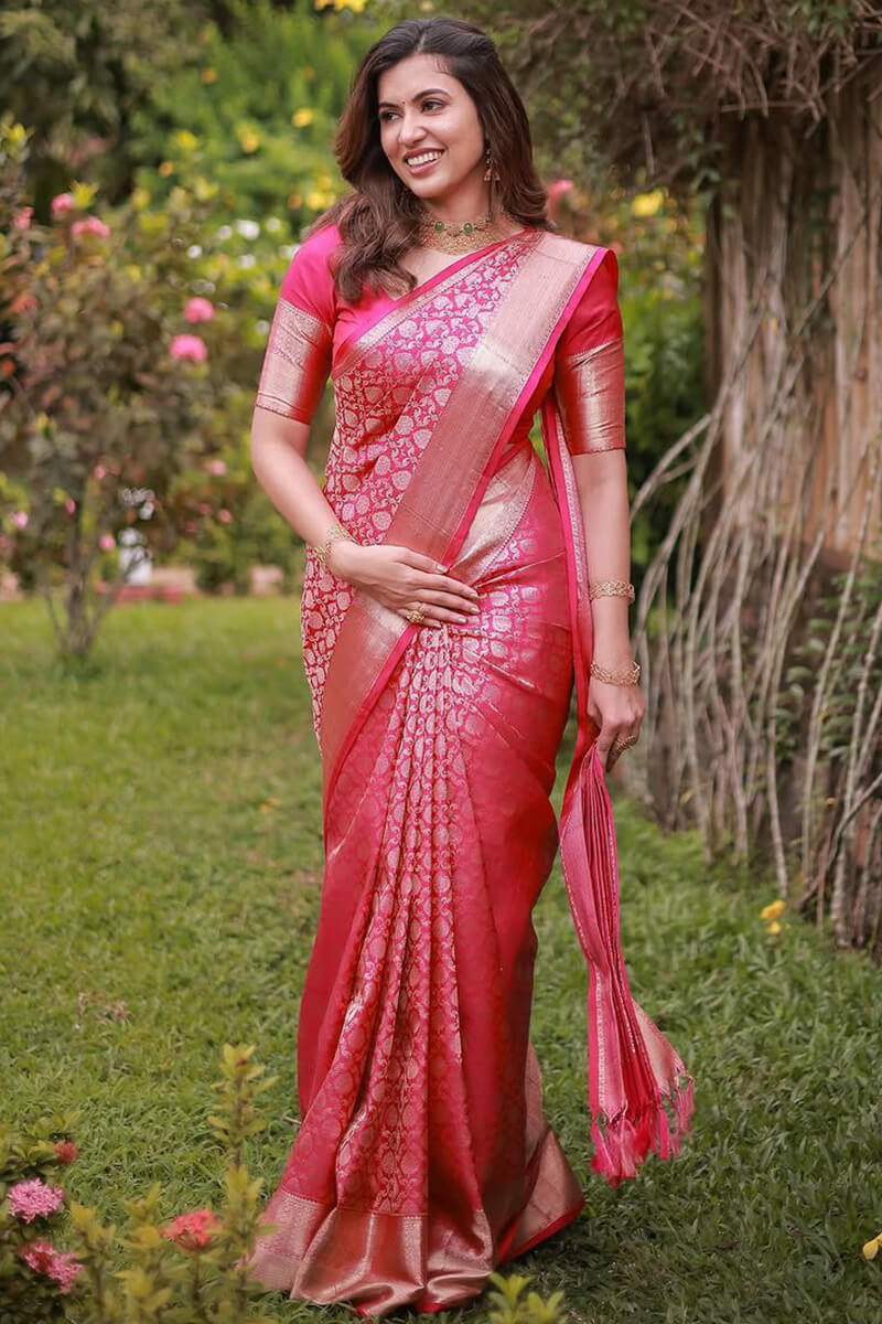 Desirable Dark Pink Soft Silk Saree With Vivacious Blouse Piece