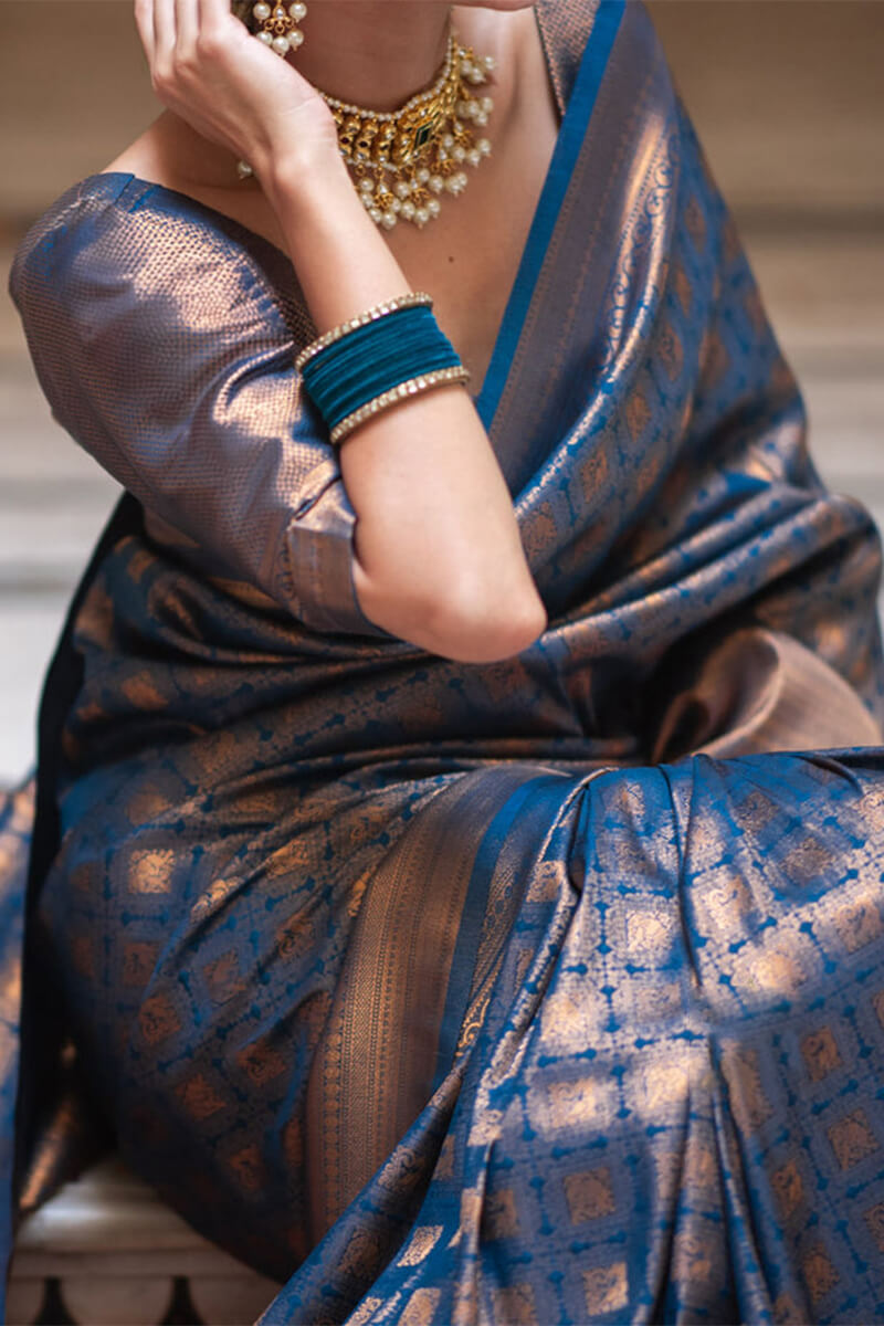 Proficient Navy Blue Soft Silk Saree With Ineffable Blouse Piece