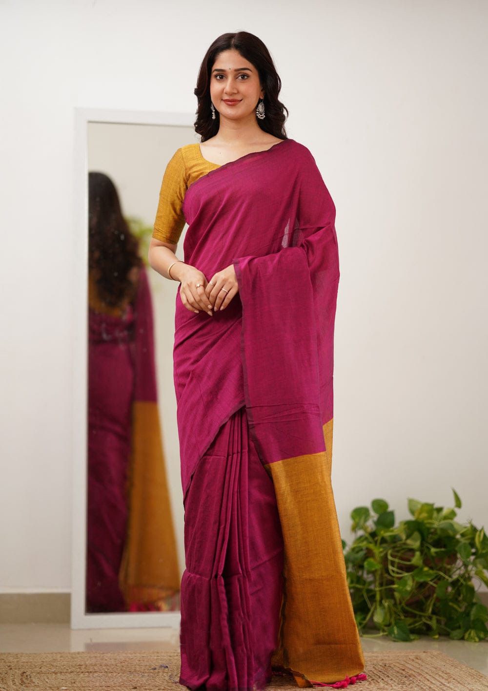 Jubilant Dark Pink Cotton Silk Saree With Lustrous Blouse Piece