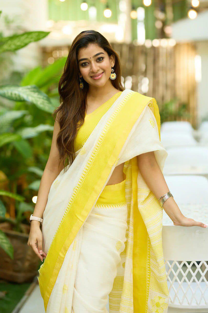 Deserving Off White Cotton Silk Saree With Staring Blouse Piece