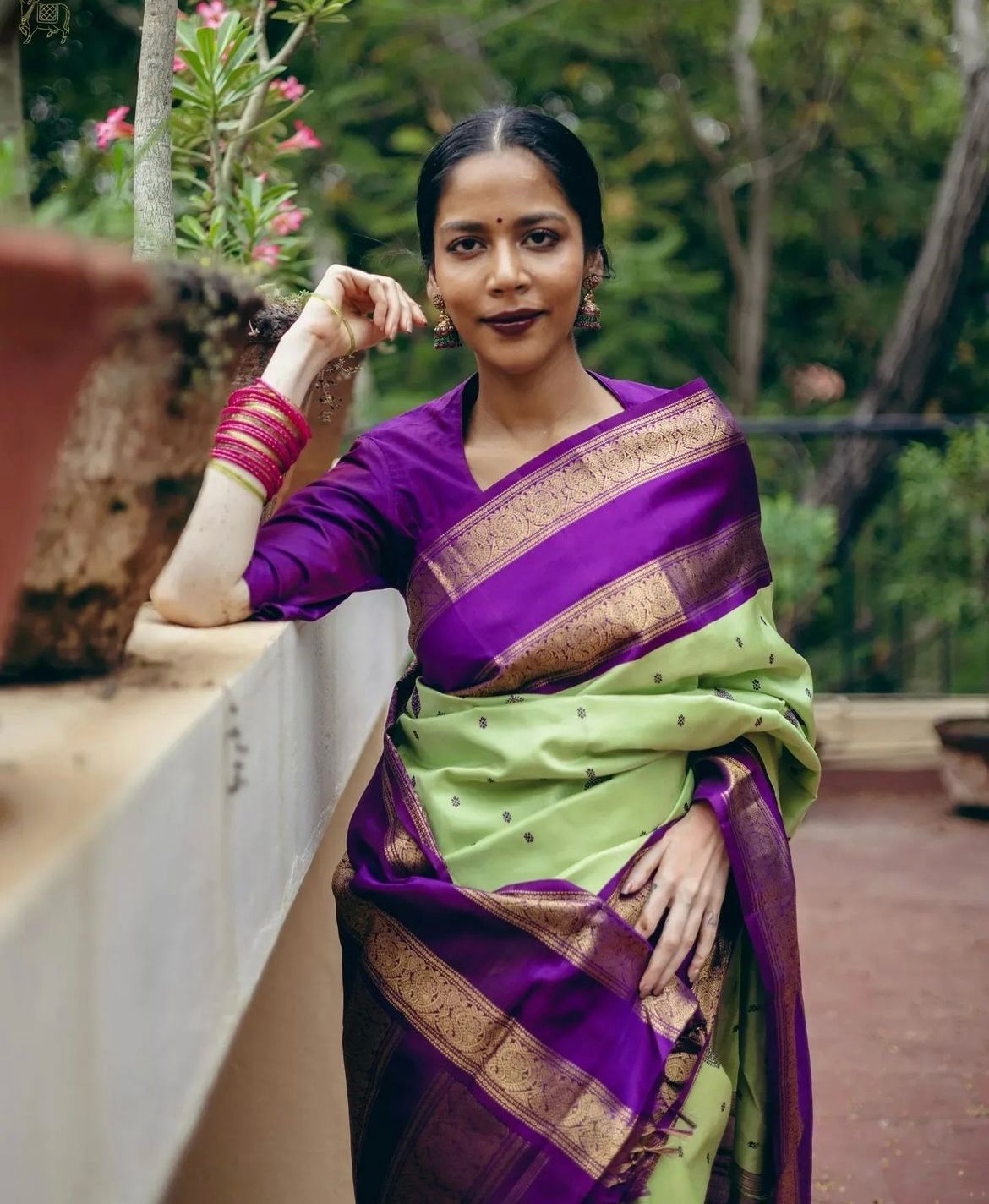 Imbrication Pista Soft Silk Saree With Whimsical Blouse Piece