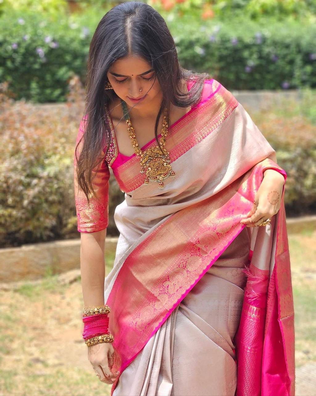 Entrancing Beige Soft Banarasi Silk Saree With Alluring Blouse Piece