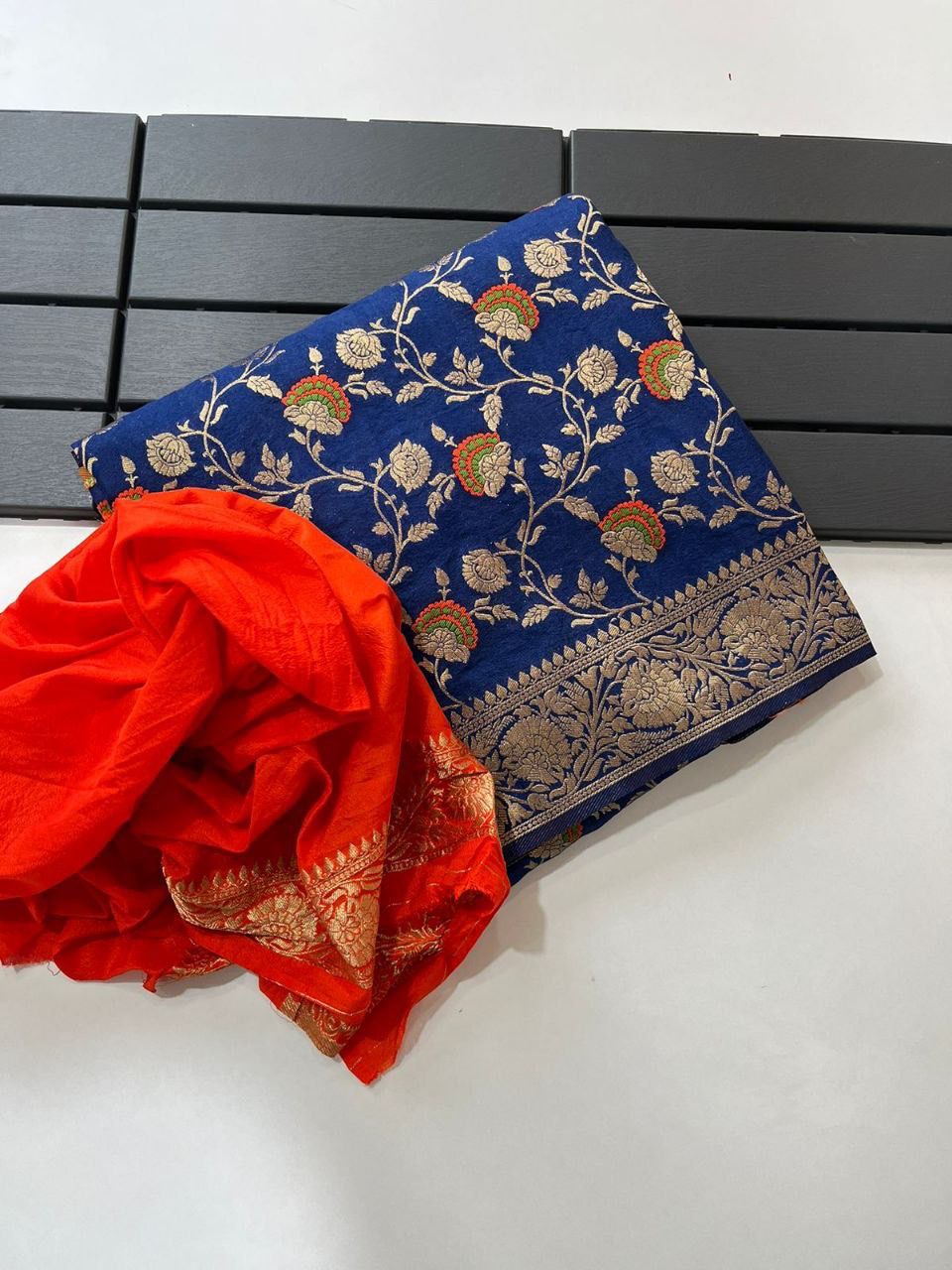 Lissome Navy Blue Soft Banarasi Silk Saree With Dazzling Blouse Piece