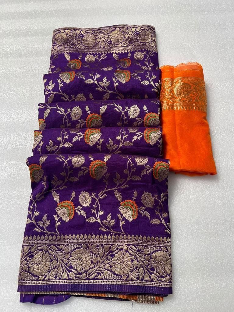 Murmurous Purple Soft Banarasi Silk Saree With Desultory Blouse Piece