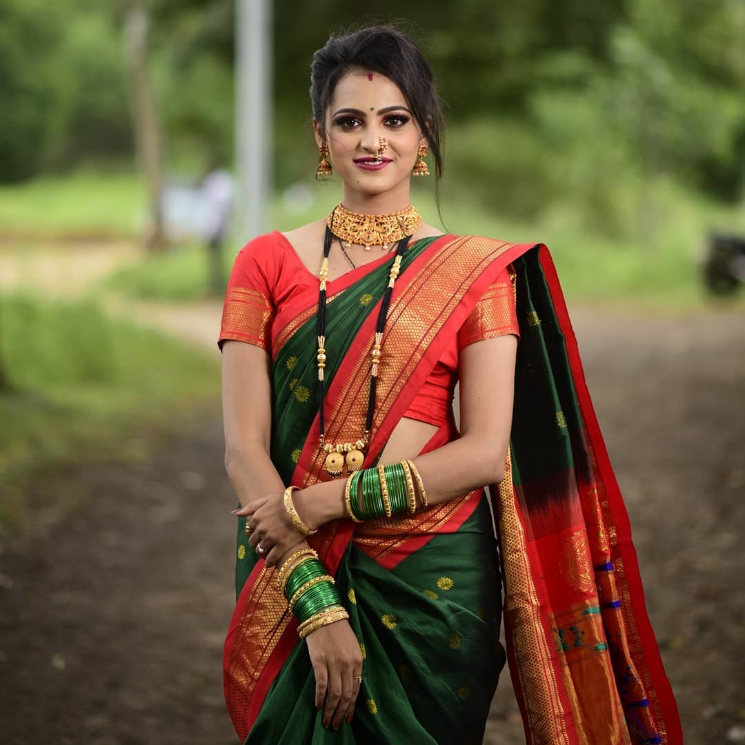 Alluring Green Paithani Silk Saree With Ethnic Blouse Piece