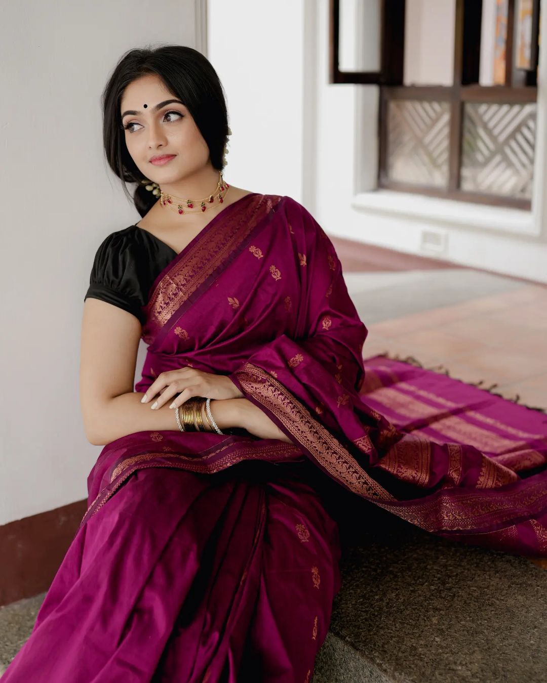 Sempiternal Purple Soft Silk Saree With Angelic Blouse Piece