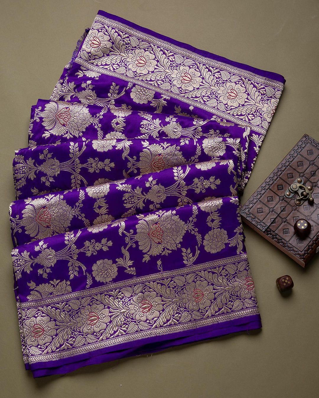 Gorgeous Purple Soft Banarasi Silk Saree With Pretty Blouse Piece