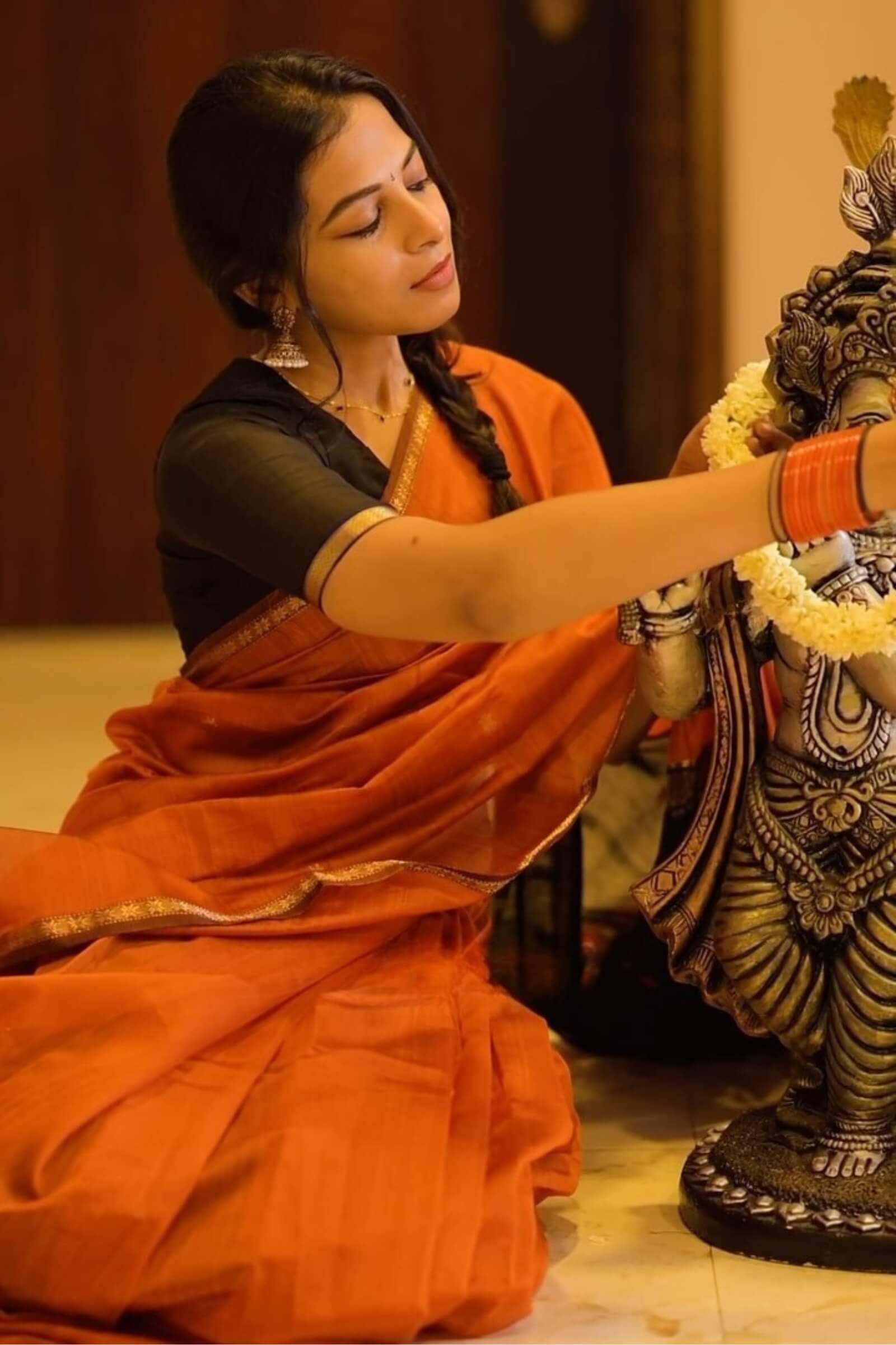 Reddish Orange Maheshawari Cotton Silk Saree